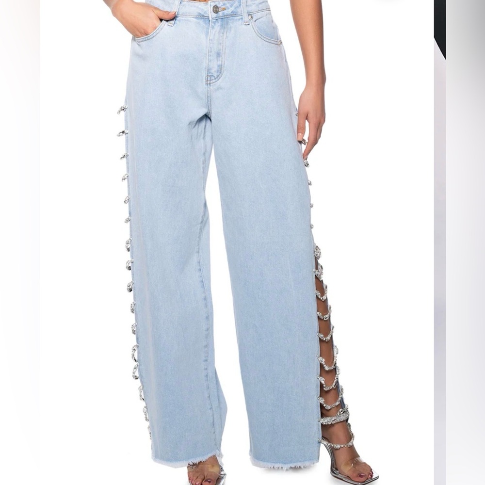 Light Blue Chain-Embellished Women Jeans